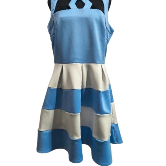 Karin Stevens Light Blue and White Flare Dress Women's Size Medium - Picture 2 of 7
